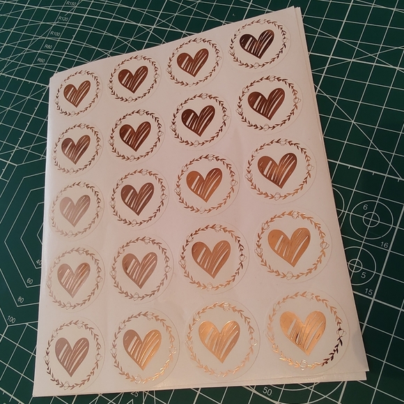 100 heart stickers - Picture 4 of 4